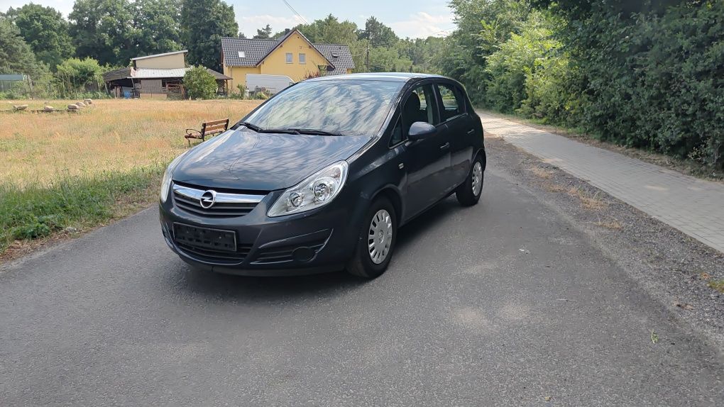 Opel Corsa 1.4 Benzyna  5 drzwi,        Bez Rdzy