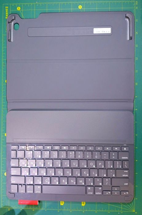 Клавіатура Logitech Type+ Folio iPad Air 2 iPad 9.7 Gen 6 Gen 5 Gen 2