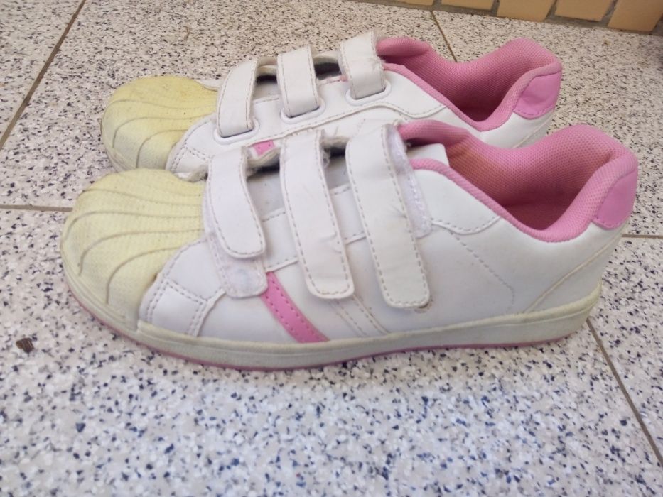 Sapatilhas 34 em otimo estado