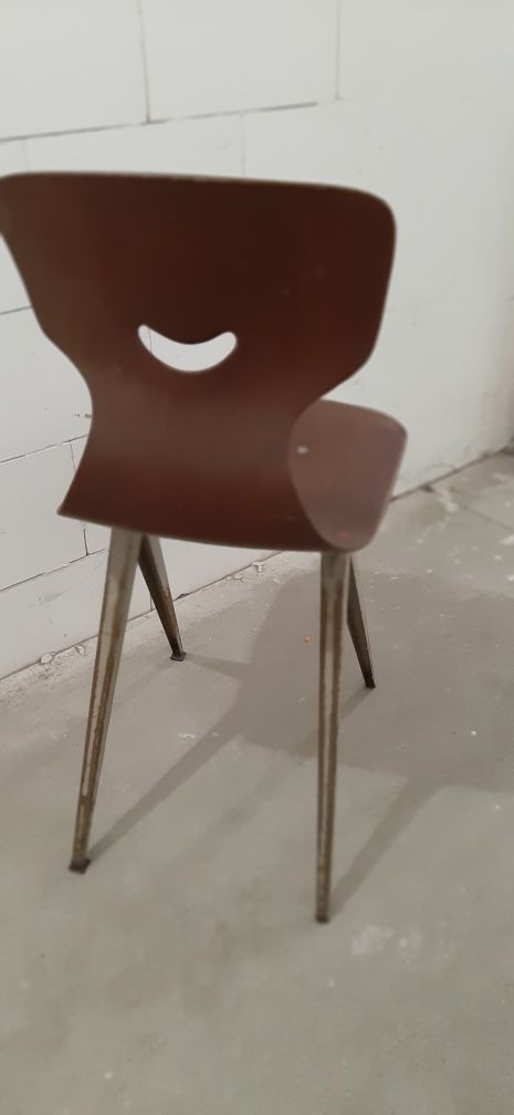 Krzesło industialne