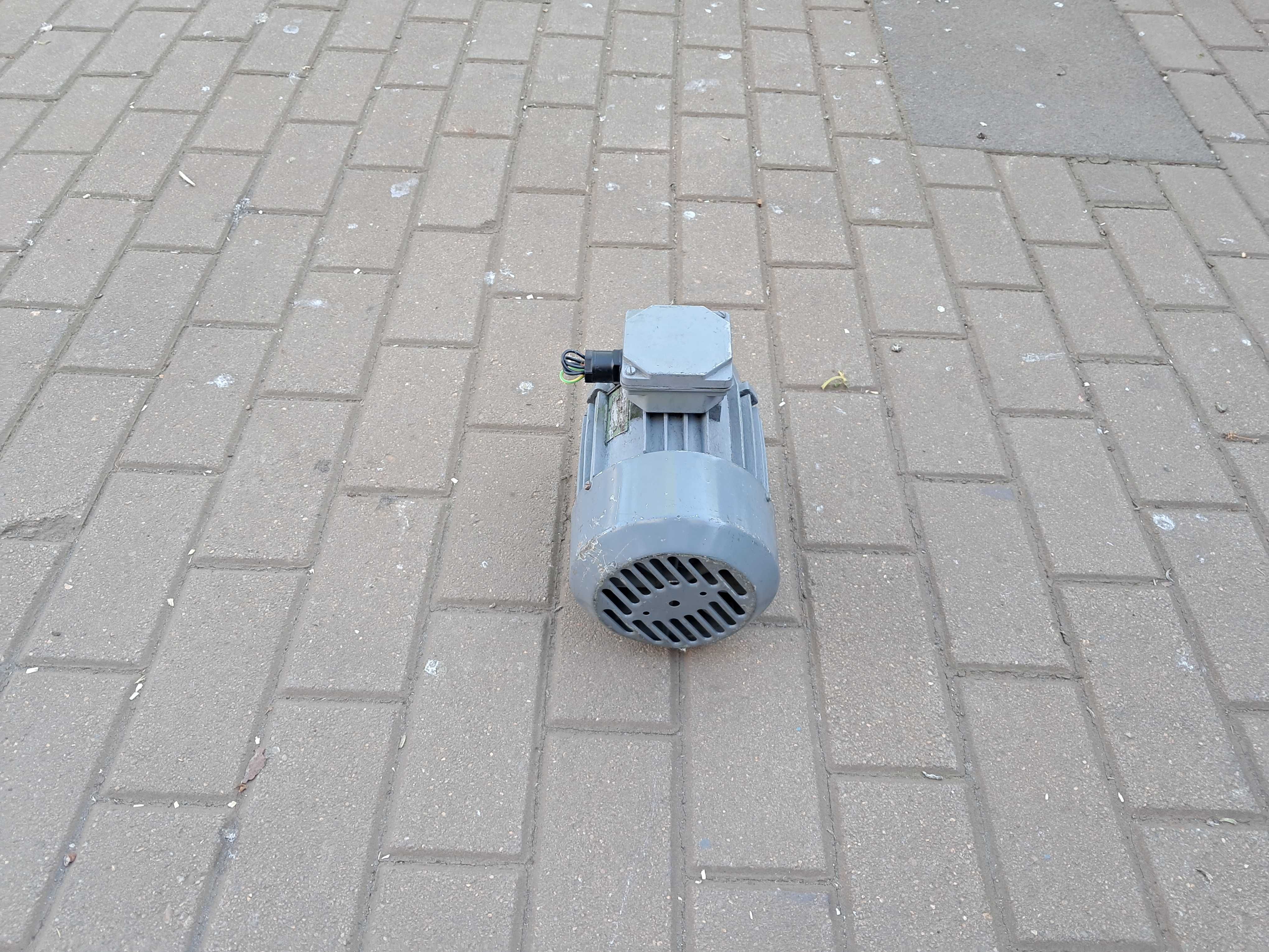 Silnik elektryczny 1,1kw 2820 obrotów. Wysyłka