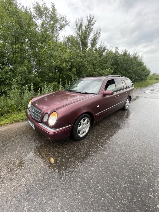 Комфортне Авто W210