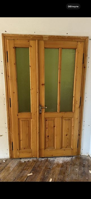 Продам деревяні двері