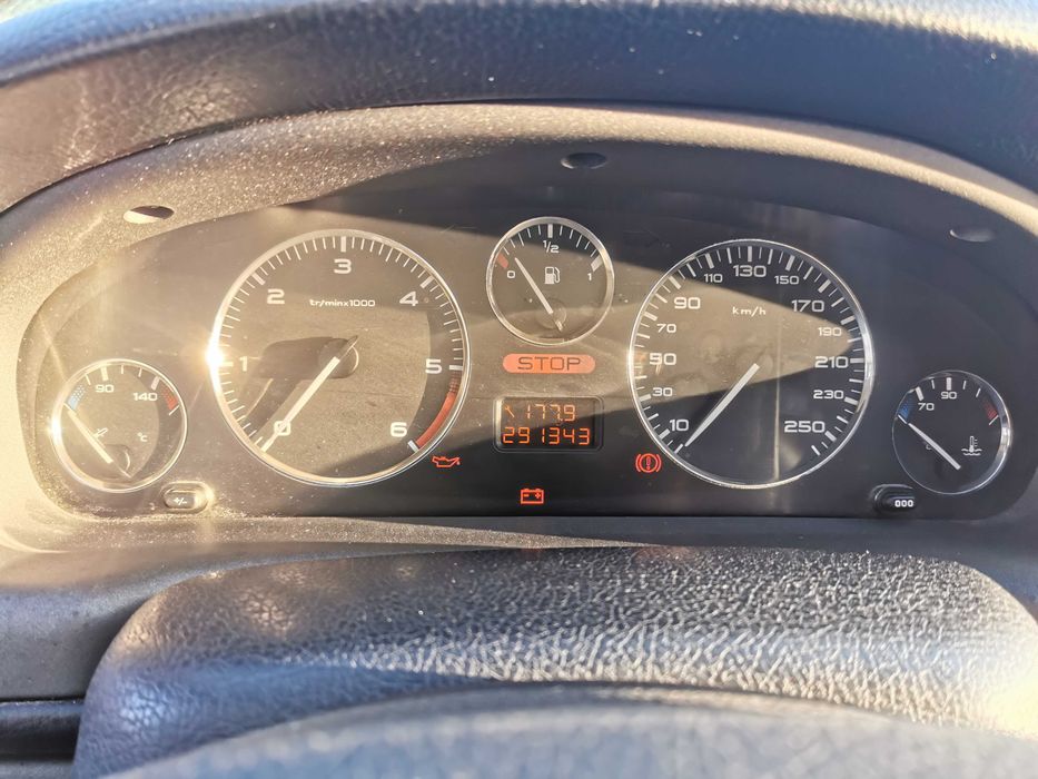 PEUGEOT 406 Coupê 2.2 HDI
