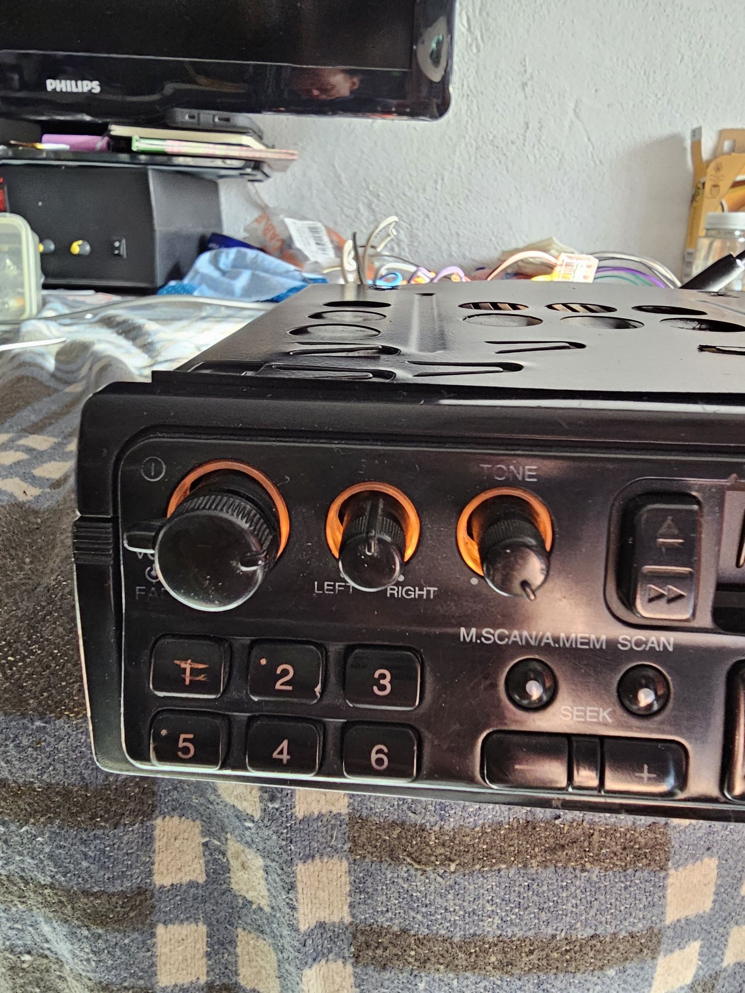 Sprzedam radio samochodowe klasyk kaseta Sony xr-1253 szuflada kieszeń