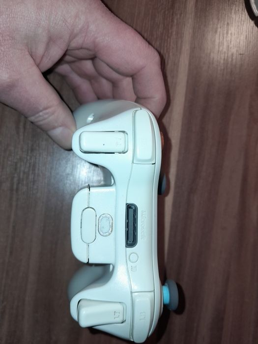 Xbox 360 pad biały