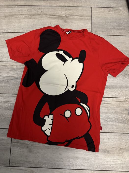 Лот жіночого одягу