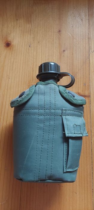 Manierka wojskowa turystyczna bidon bukłak