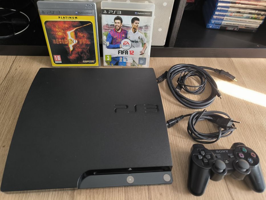 PlayStation 3 usada + 2 jogos Setúbal