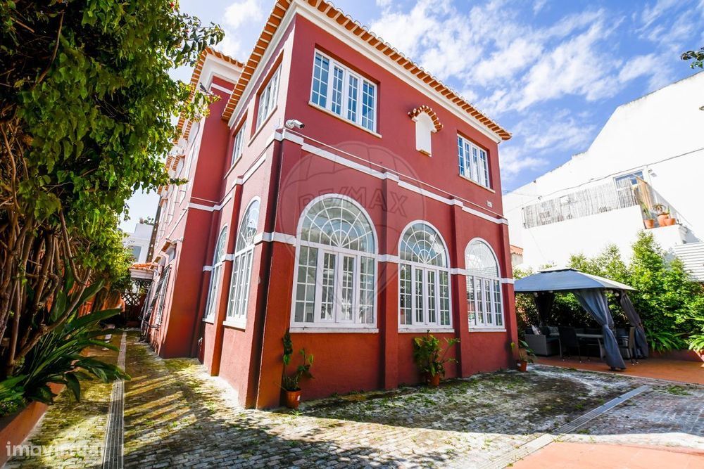 Moradia T11 para venda