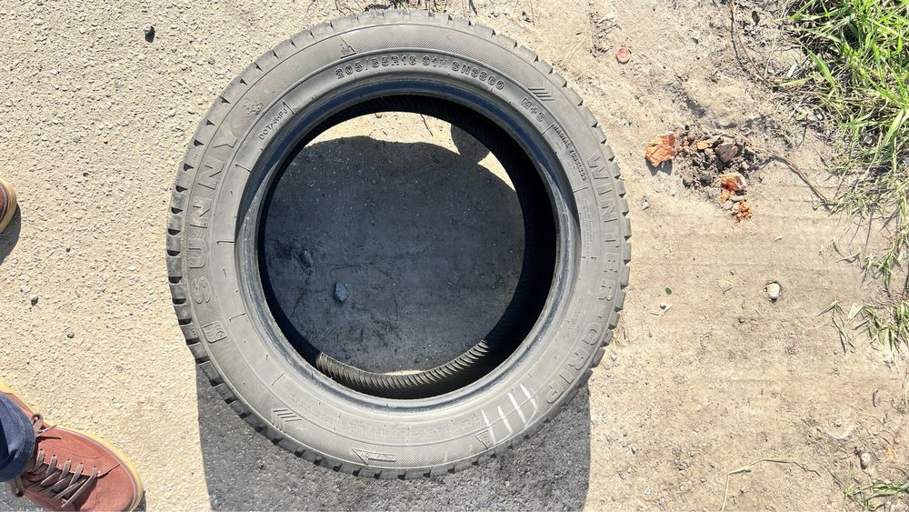 Зимняя резина Sunny 205/55 R16