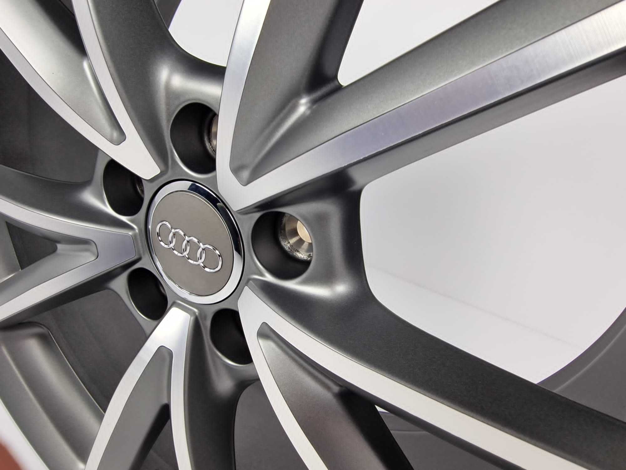 FABRYCZNIE NOWE Oryginalne Felgi Audi 19" S3 A3 A4 A6 A8 Q2 Q3 TT