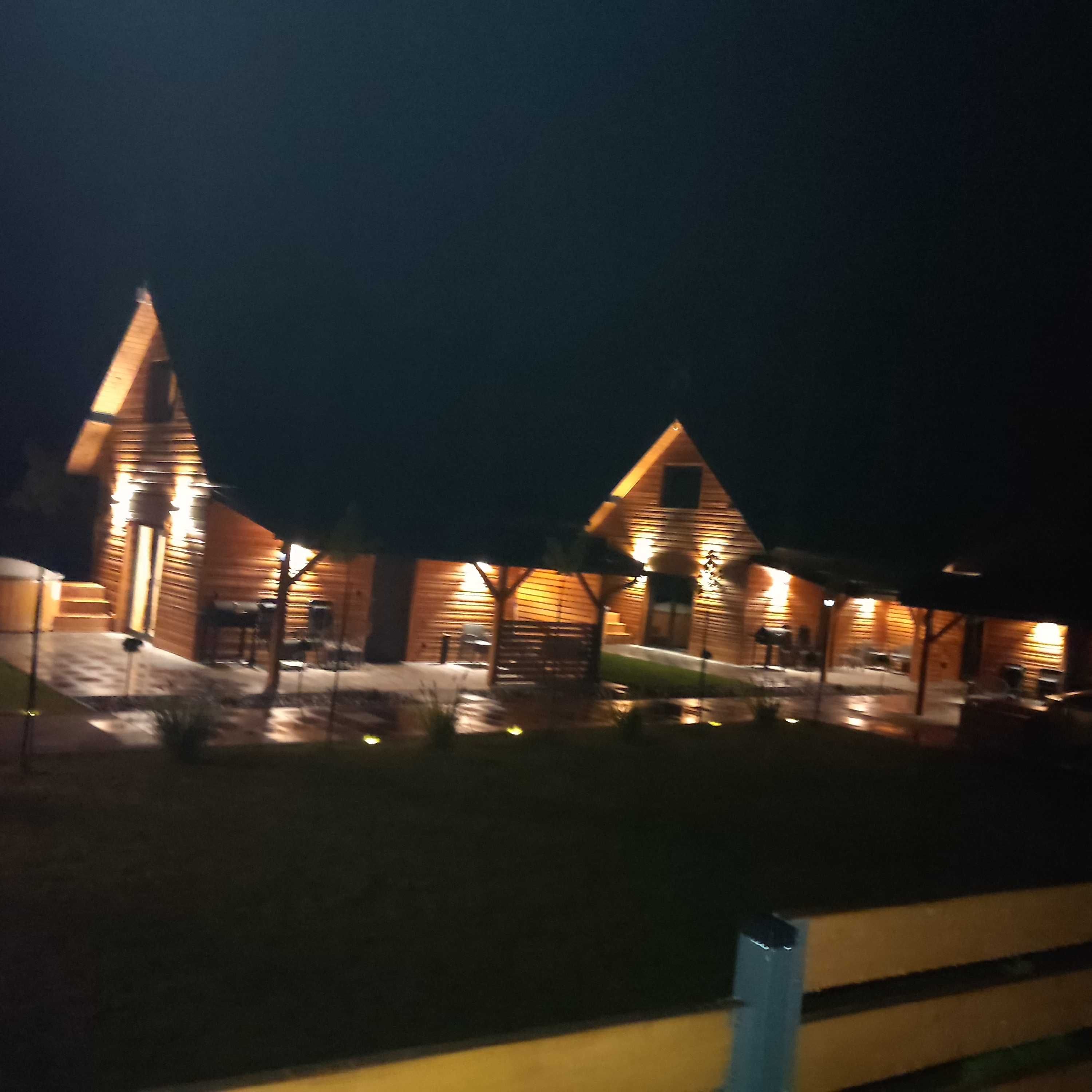 Domki letniskowe Noclegi balia- jacuzzi na wyłączność
