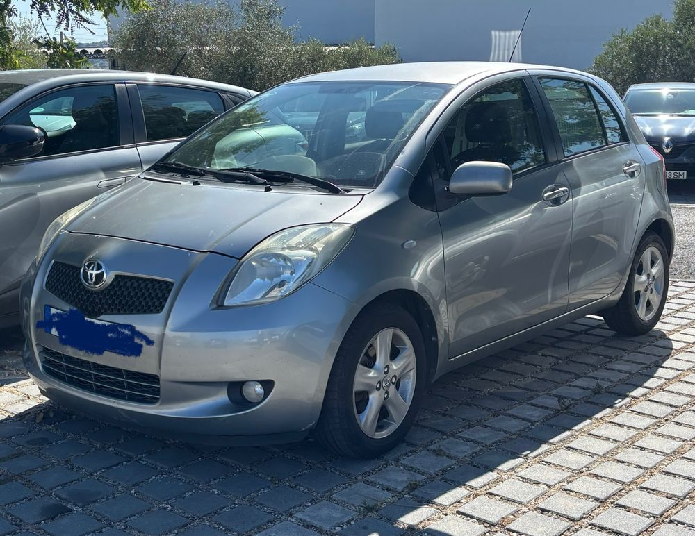 Vendo Toyota Yaris 1.0 VVT-I gasolina