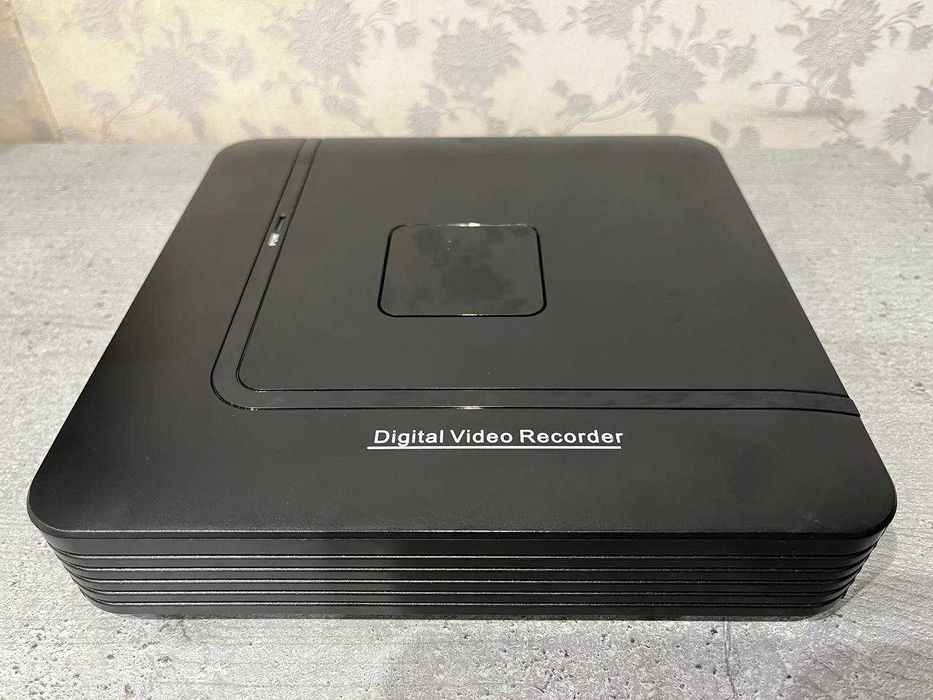 IP - відеореєстратор  N1008G5M, 8 каналів