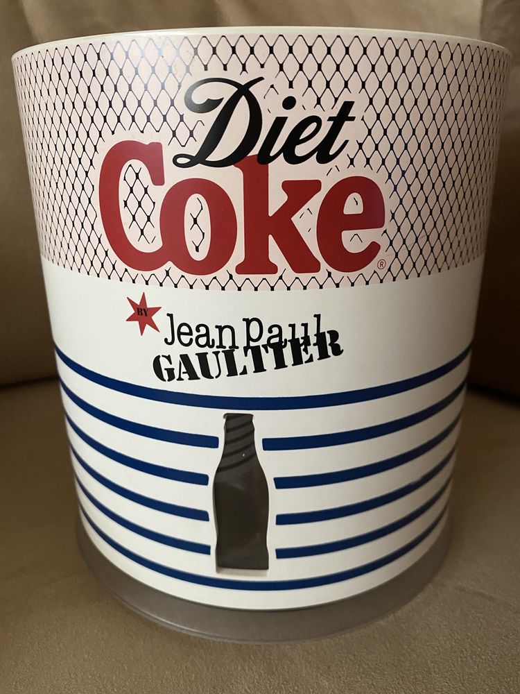 Conjunto especial  raro Jean Paul Gaultier estilista coca cola coke