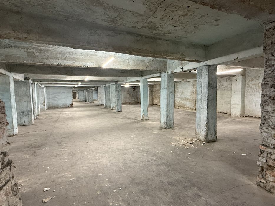 Оренда приміщення 1550м2 підвального типу вільного призначення