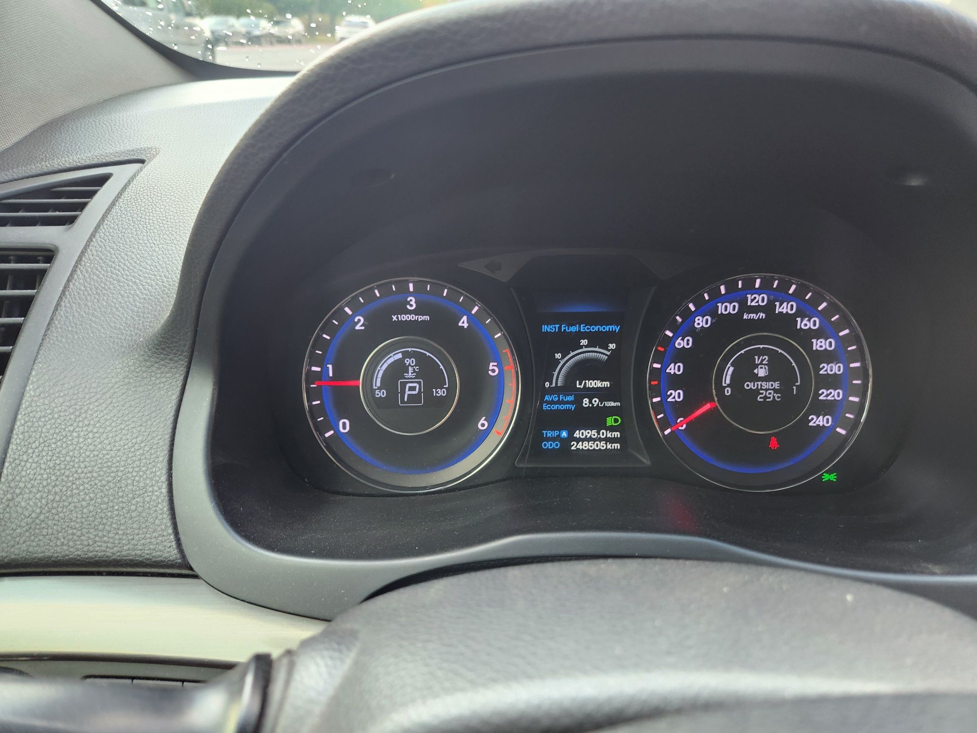 Hyundai i40 1.7crdi bardzo bogato wyposażony , automat