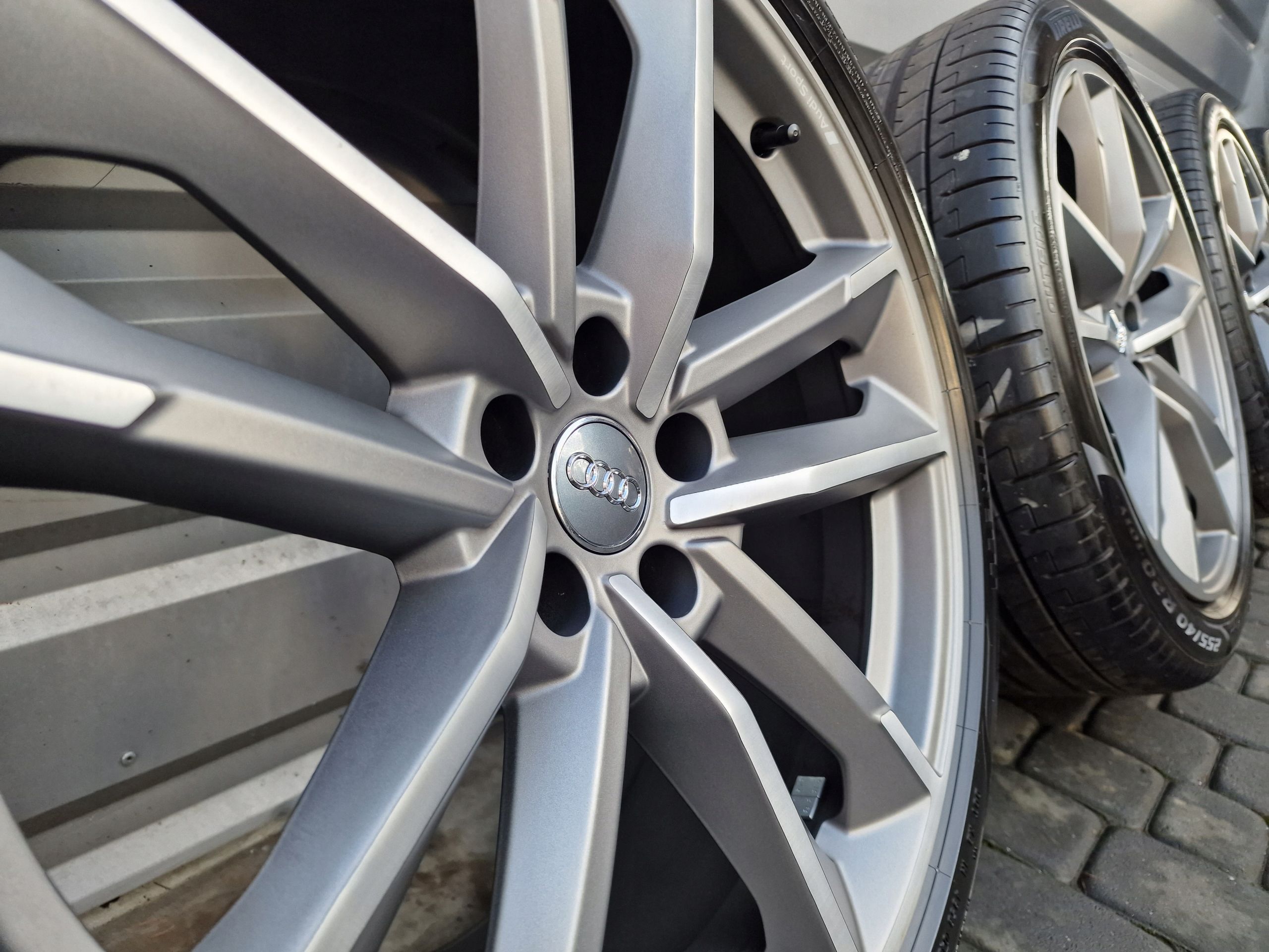 Oryginalne Felgi Audi 20 A4 A5 A6 A7 A8 Q3 Q5 Q7