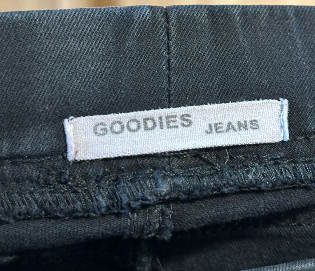 Czarne spodnie Goodies chłopięce r. S bawełna