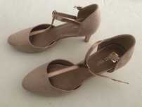 Sapatos rosa nude 40