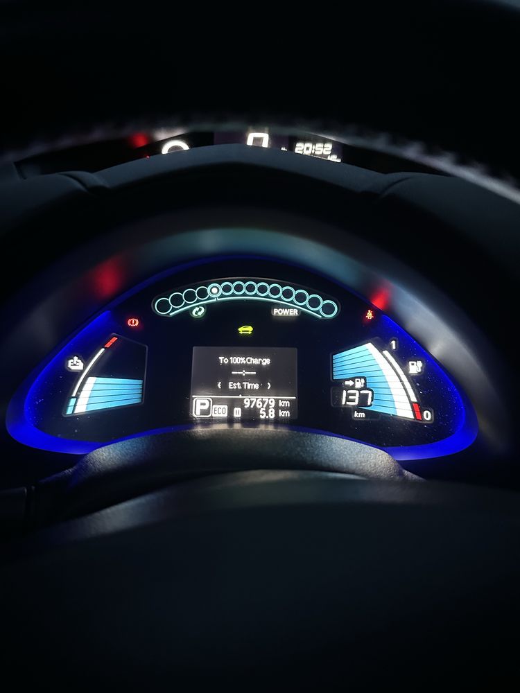 Nissan leaf 2013