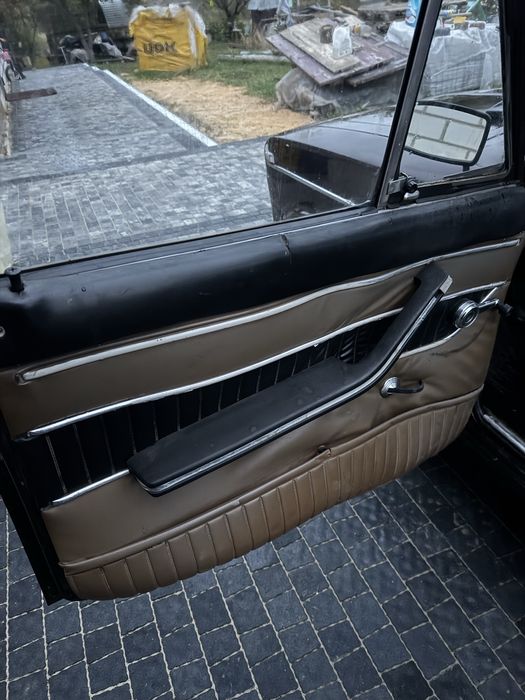 Продам ВАЗ-2103.