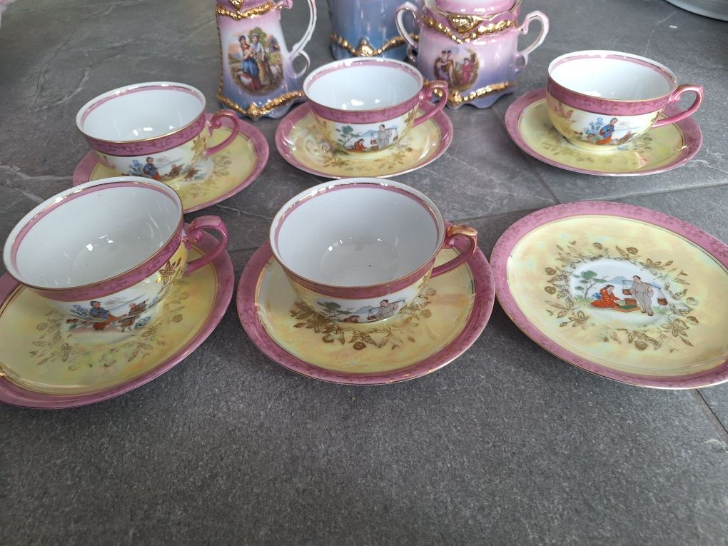 Zestaw kawowy porcelana