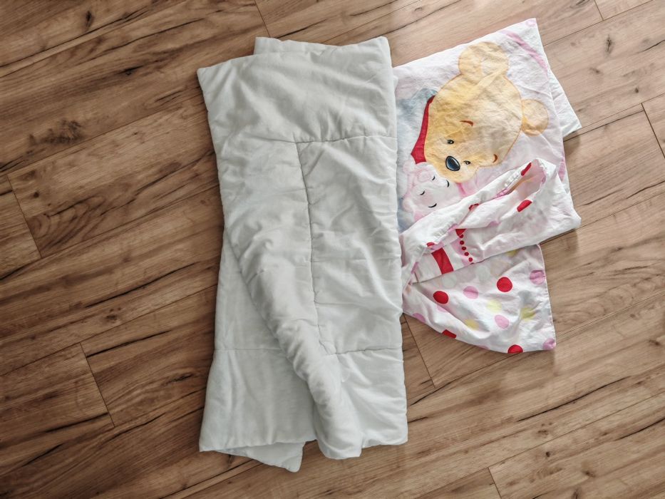 Kołdra dziecięca do łóżeczka + poszewka