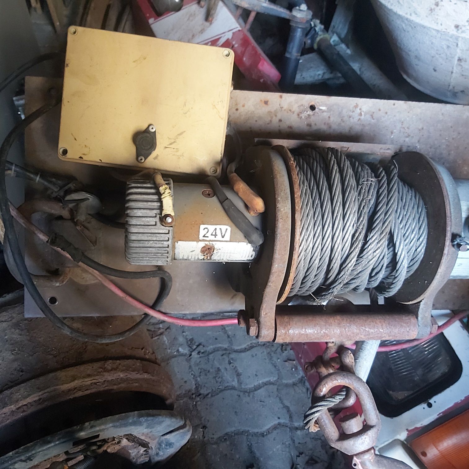 Wciągarka Wyciągarka 24V 10ton z płytą Pomoc Drogowa laweta itp