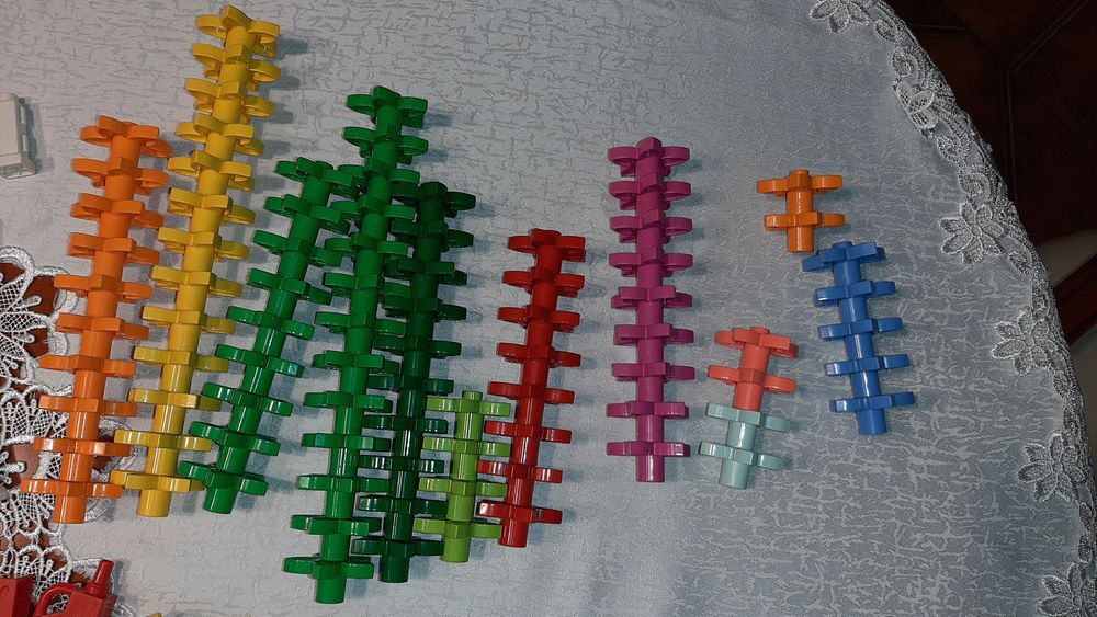 1,5 zl każdy klocek lego duplo