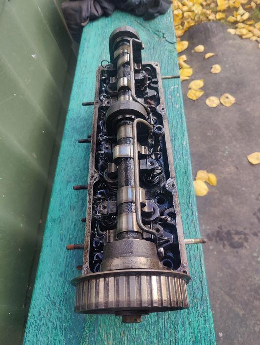 Голова блока циліндрів Ford sierra ,Scorpio, transit 2.0 OHC