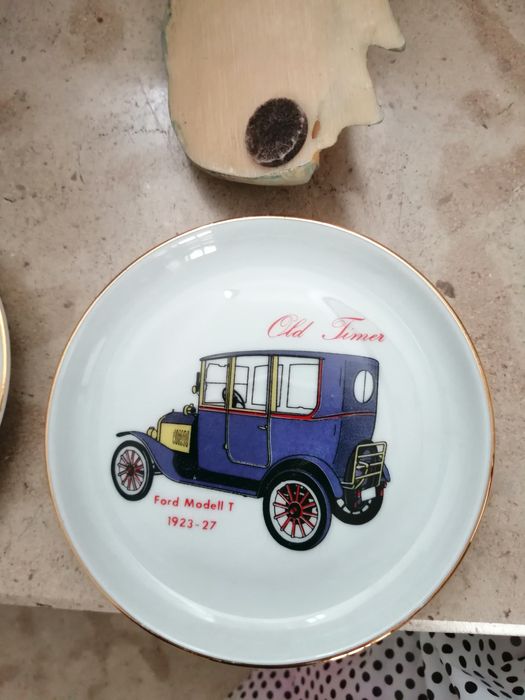 Várias peças decorativas