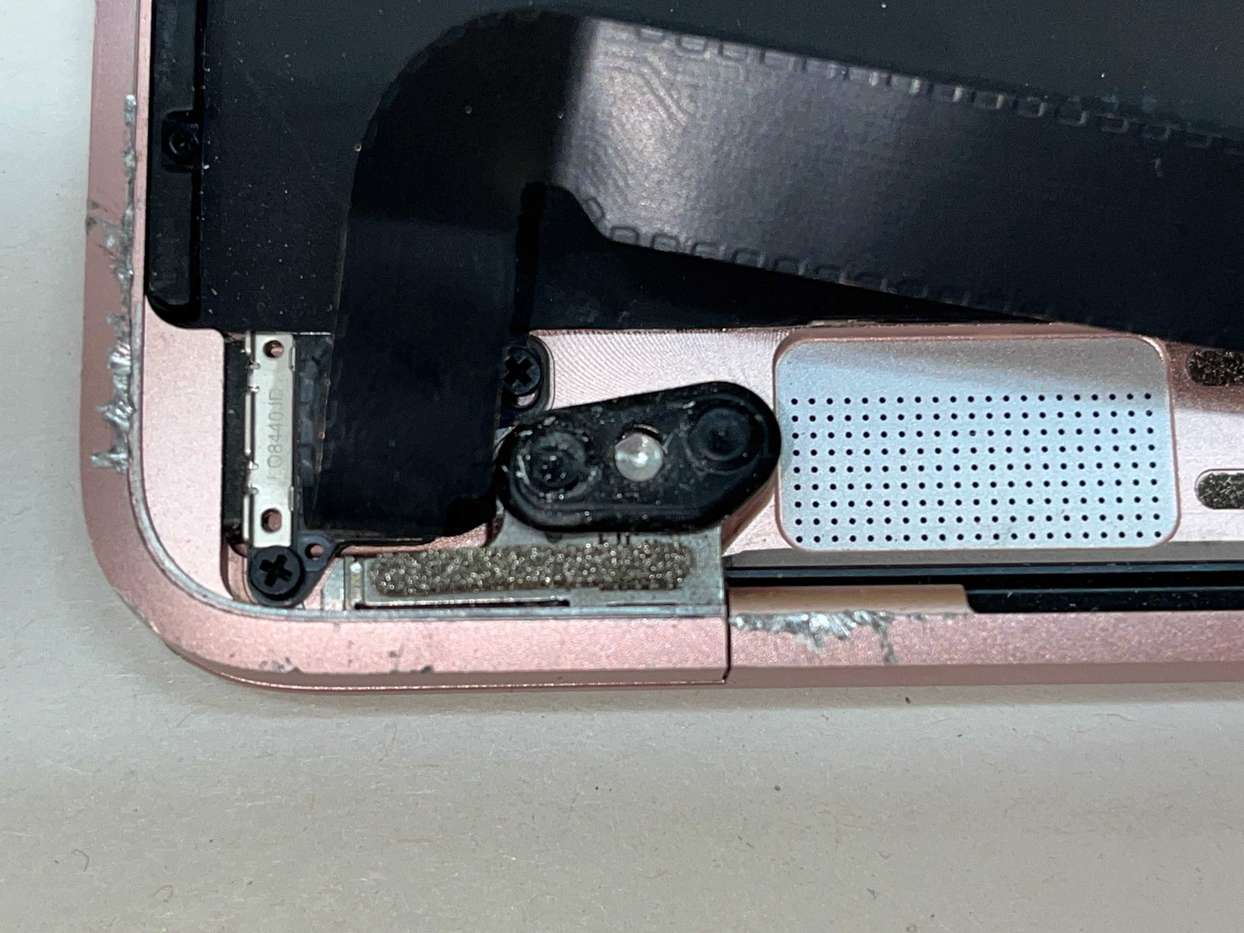 Uszkodzony MacBook Air A1534 Mid 2017 i5, 8gb, 512 ssd, różowy