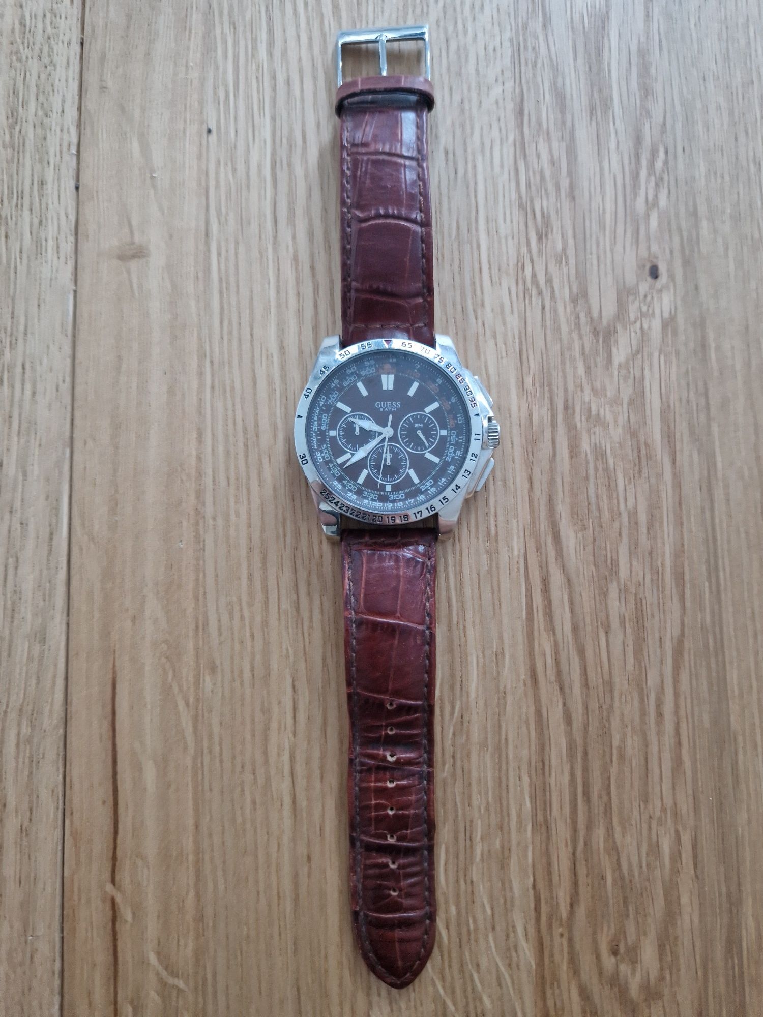 Zegarek guess chronograf, bardzo dobry stan elegancki, srebrny