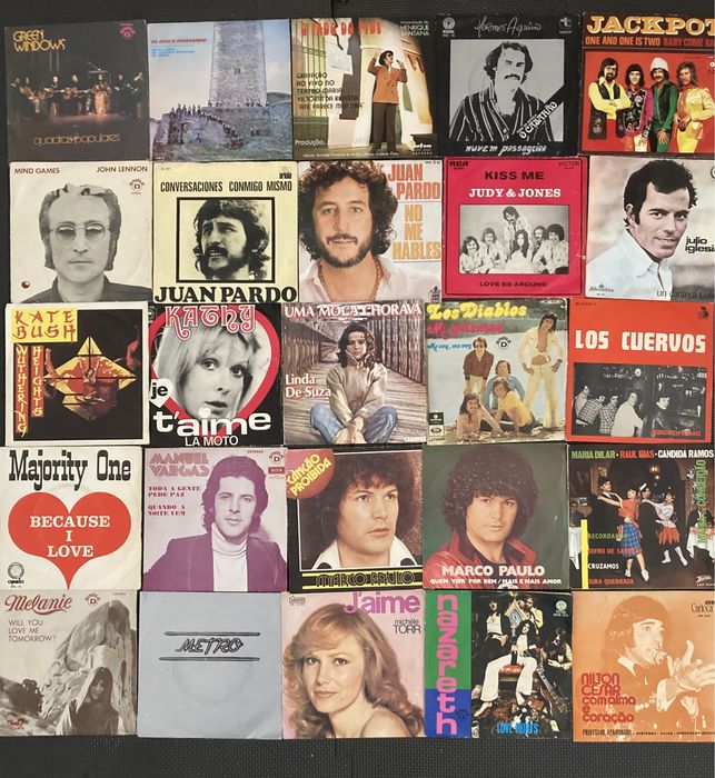 Singles em vinil. Ver descrição.