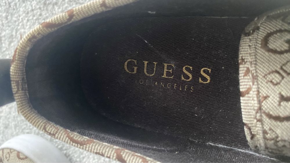 Tranpki Guess, r. 37,5