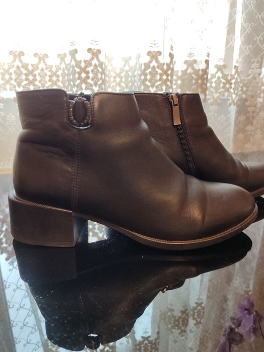 Осінні черевики,38