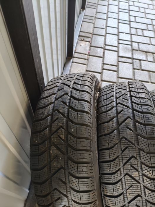 Opony zimowe PIRELLI jak nowe 195/55 R16 +  felgi mini cooper