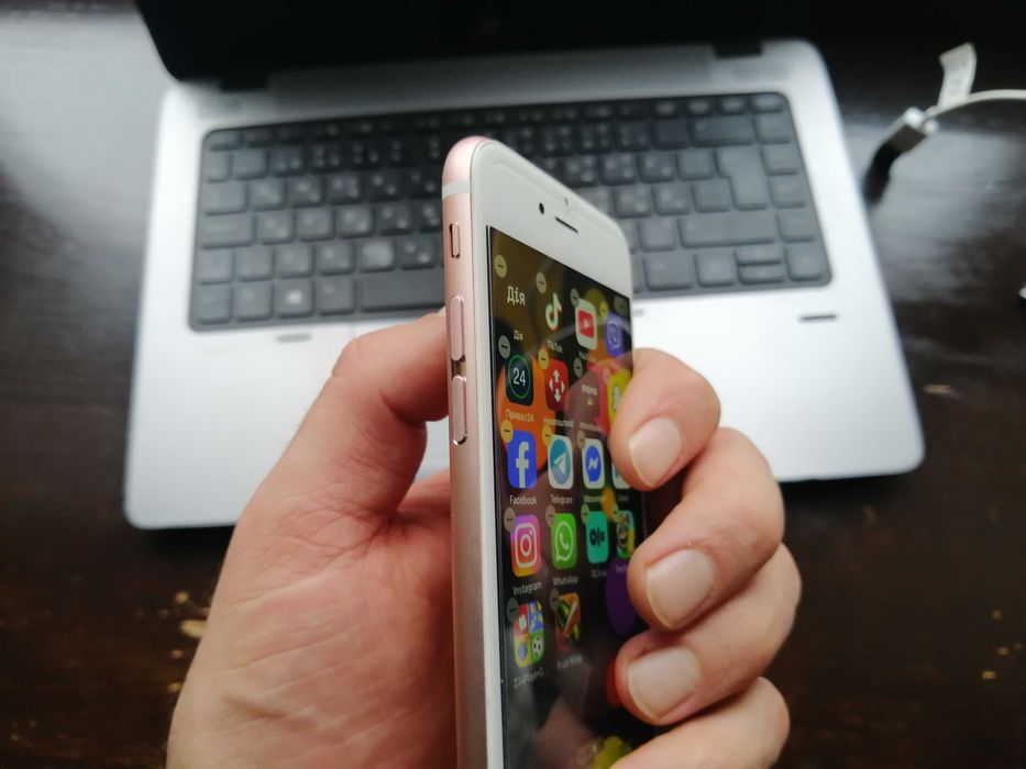 iPhone 6s Rose Gold 16Gb NeverLock Б/В хороший стан сучасні програми