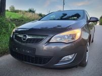 Opel Astra 1.6i 2010