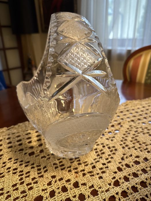 Krysztalowy kosz na owoce