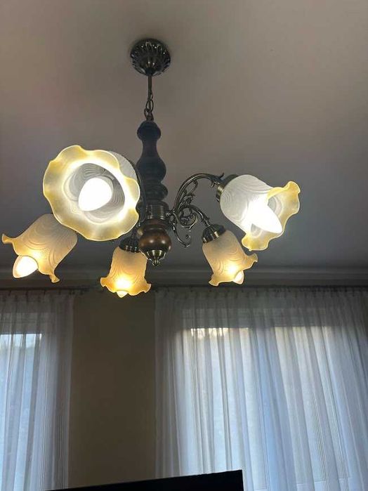 Żyrandol - Lampa sufitowa z drewna i mosiądzu