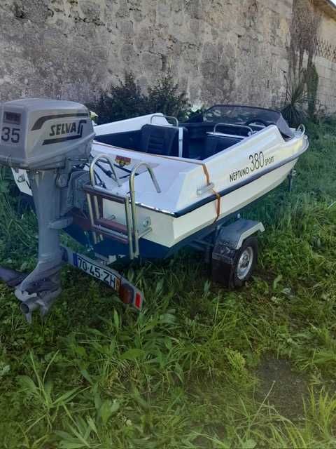 Lancha Neptuno 380 Sport