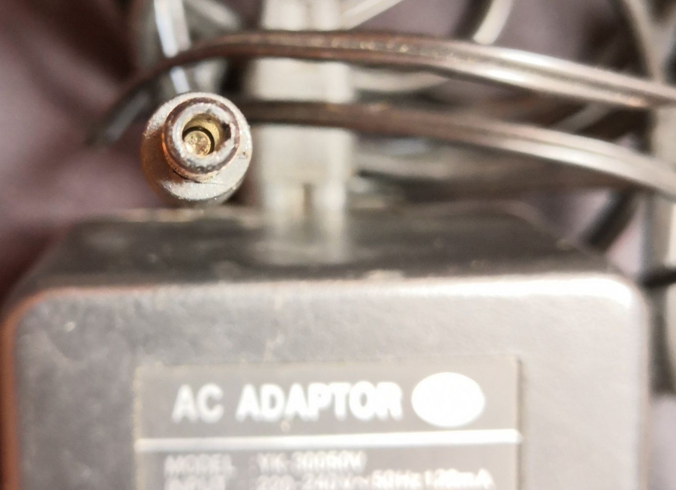Zasilacz transformatorowy 30V 500mA 15VA napięcie stałe
