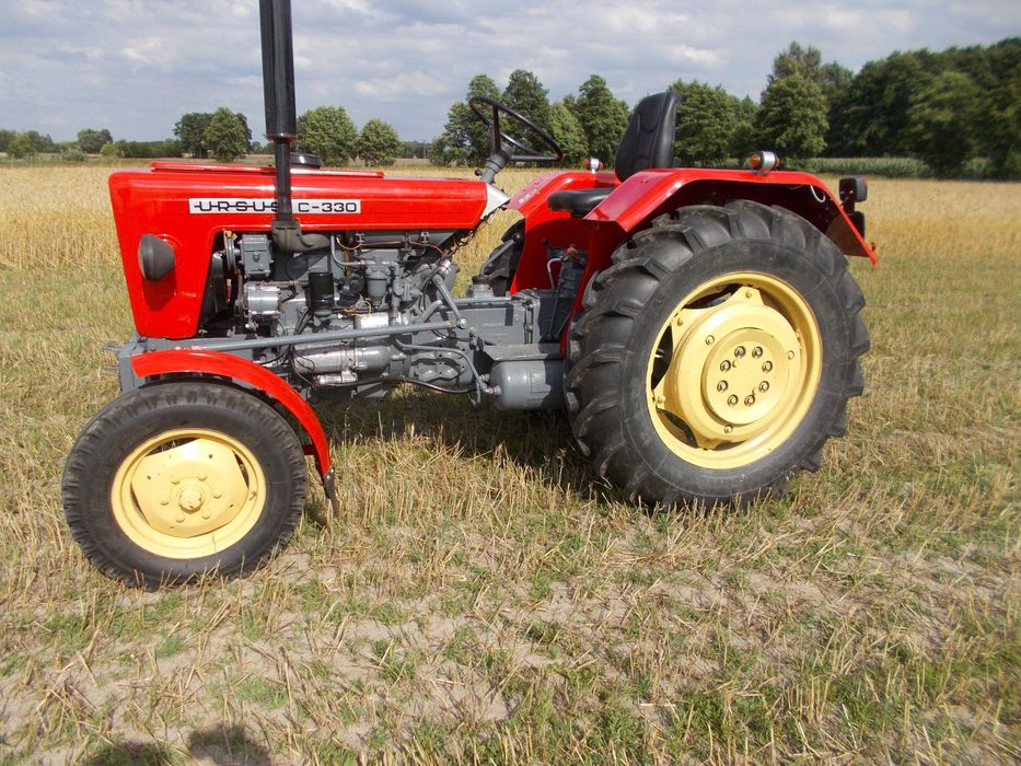Ciągnik ursus C330 C330M.Zarejestrowany.Rok produkcji 1985.Stan bdb.