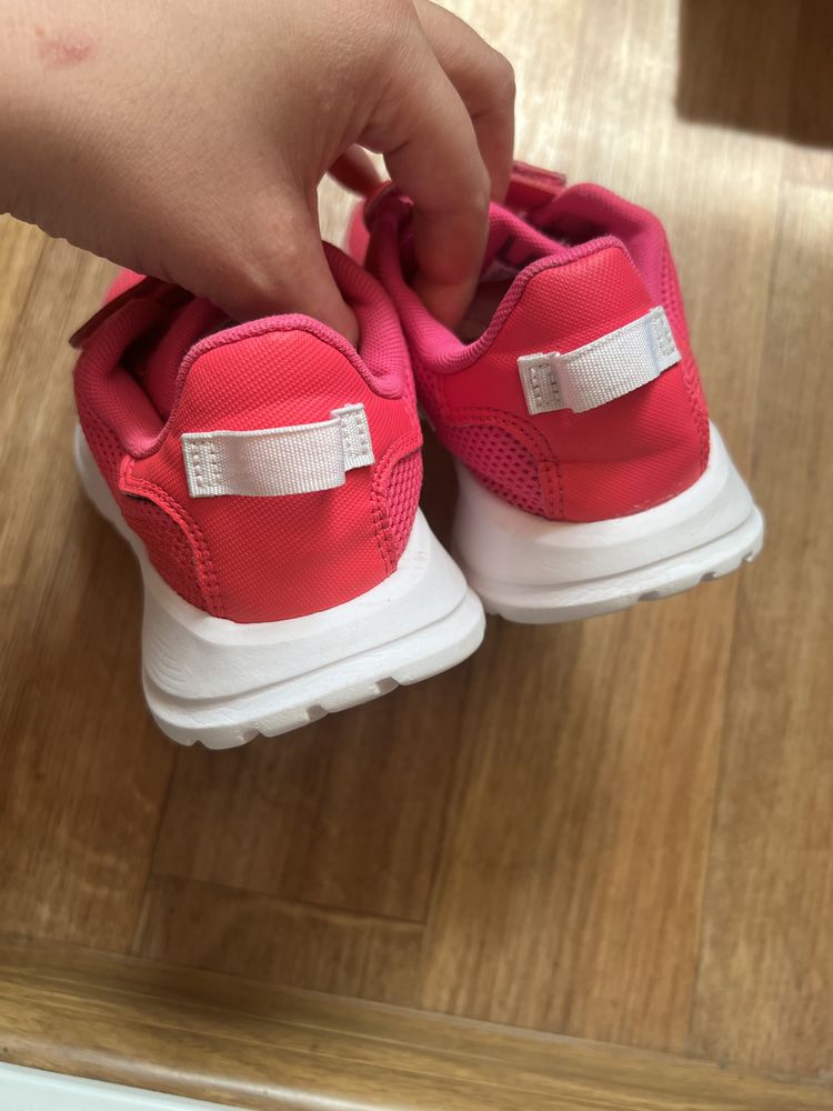 Дитячі кросівки Adidas Tensor 32р