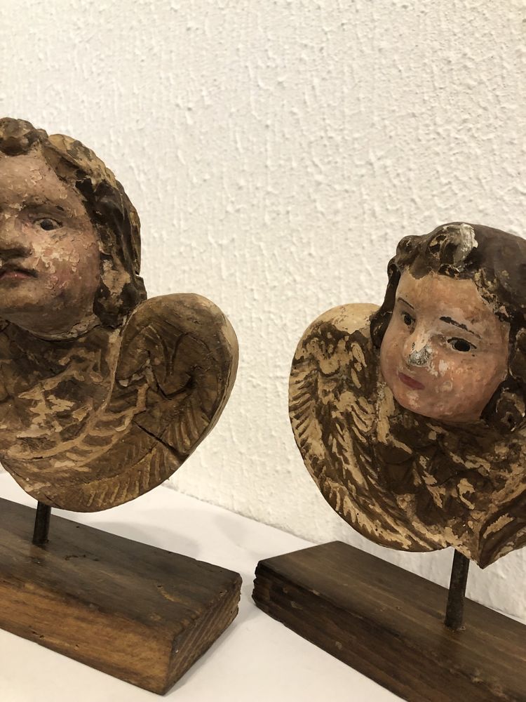 anjos em madeira