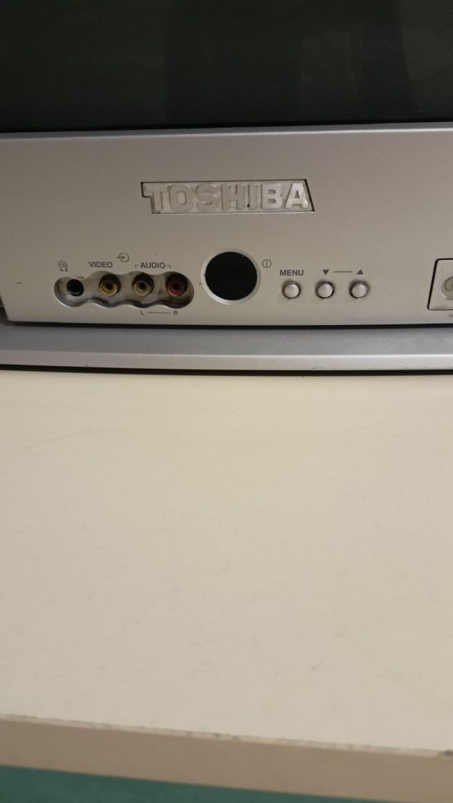 Телевизор TOSHIBA