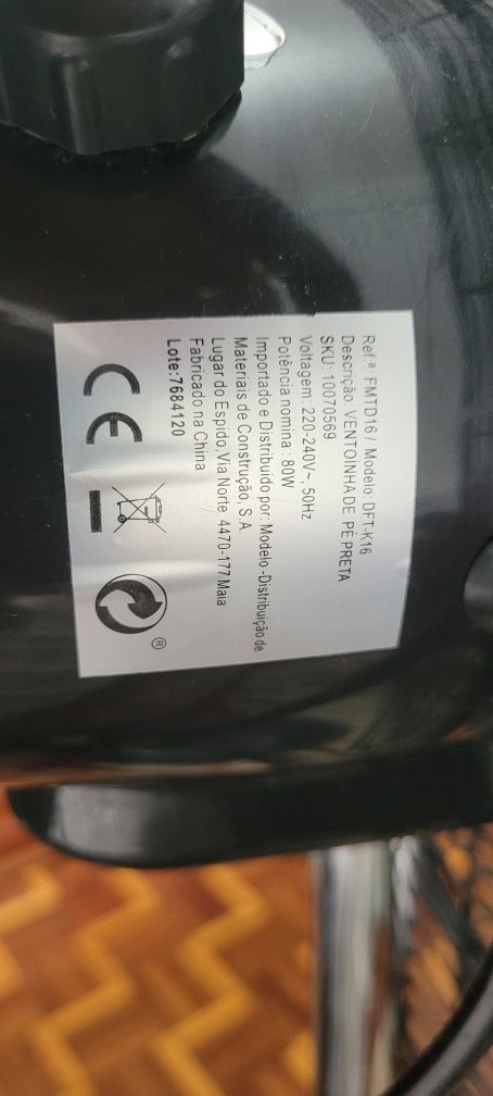 Ventoinha com pé 80w